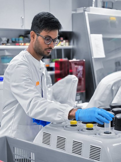 RTS-8 Plus, Biorreactor multicanal con medición no invasiva de concentración de las células pH y O2 en el modo de tiempo real