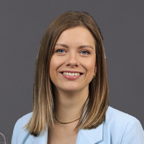 Eva Okuneva
